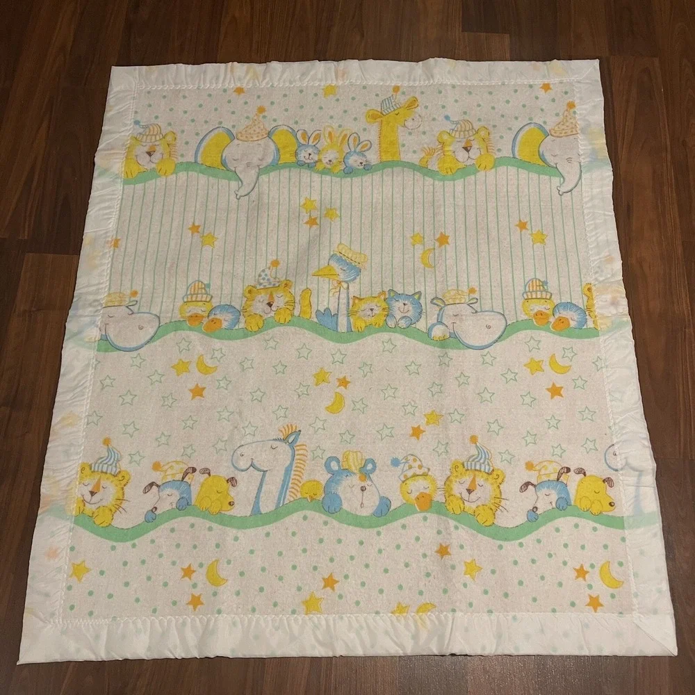 Vintage Satin Edge Baby Blanket Star Moon Sleepy Giraffe Duck Dog Cat Tiger Bear